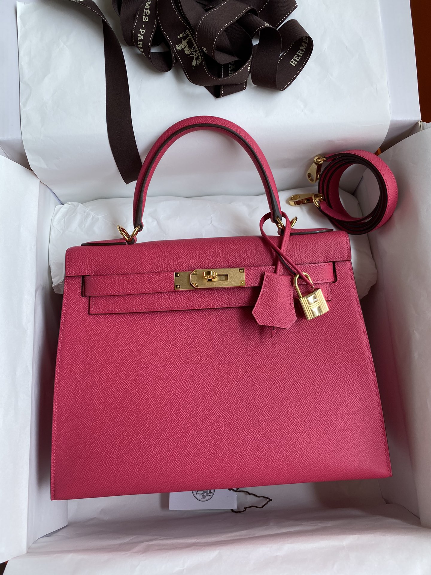 Hermes Kelly 28cm Handbag Shoulder Bag in Rose Red Epsom Leather